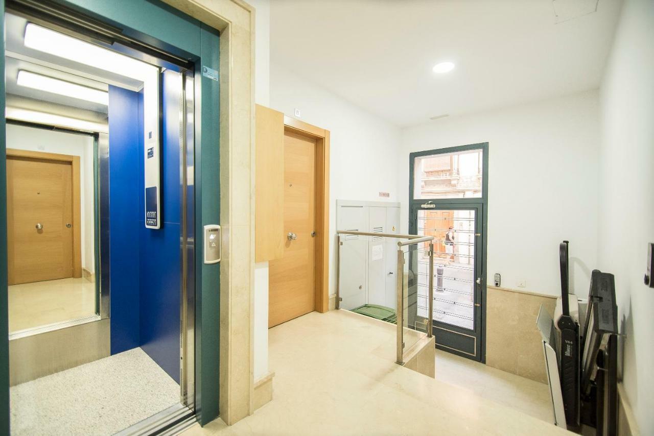 Apartamento EnjoyGranada GRAN VIA 2B&Parking opcional Exterior foto